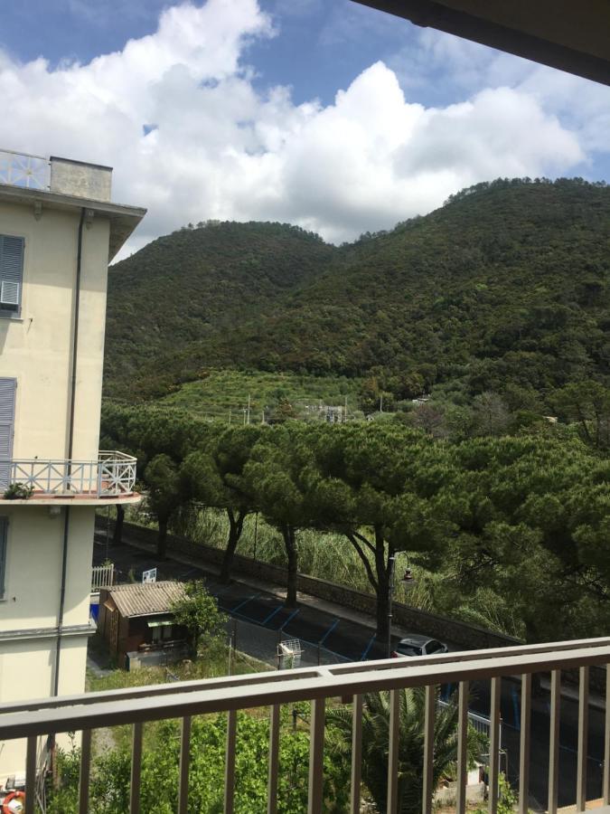 Minerva Apartment Deiva Marina Bagian luar foto